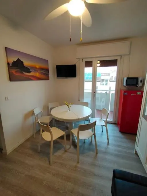 Appartamento Jesolo 50 Mt Dalla Spiaggia Zona Centrale Vicinanze Piazza Marconi